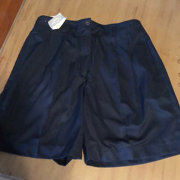 Monterey Club Navy pleated front shorts - Picture 2 of 6